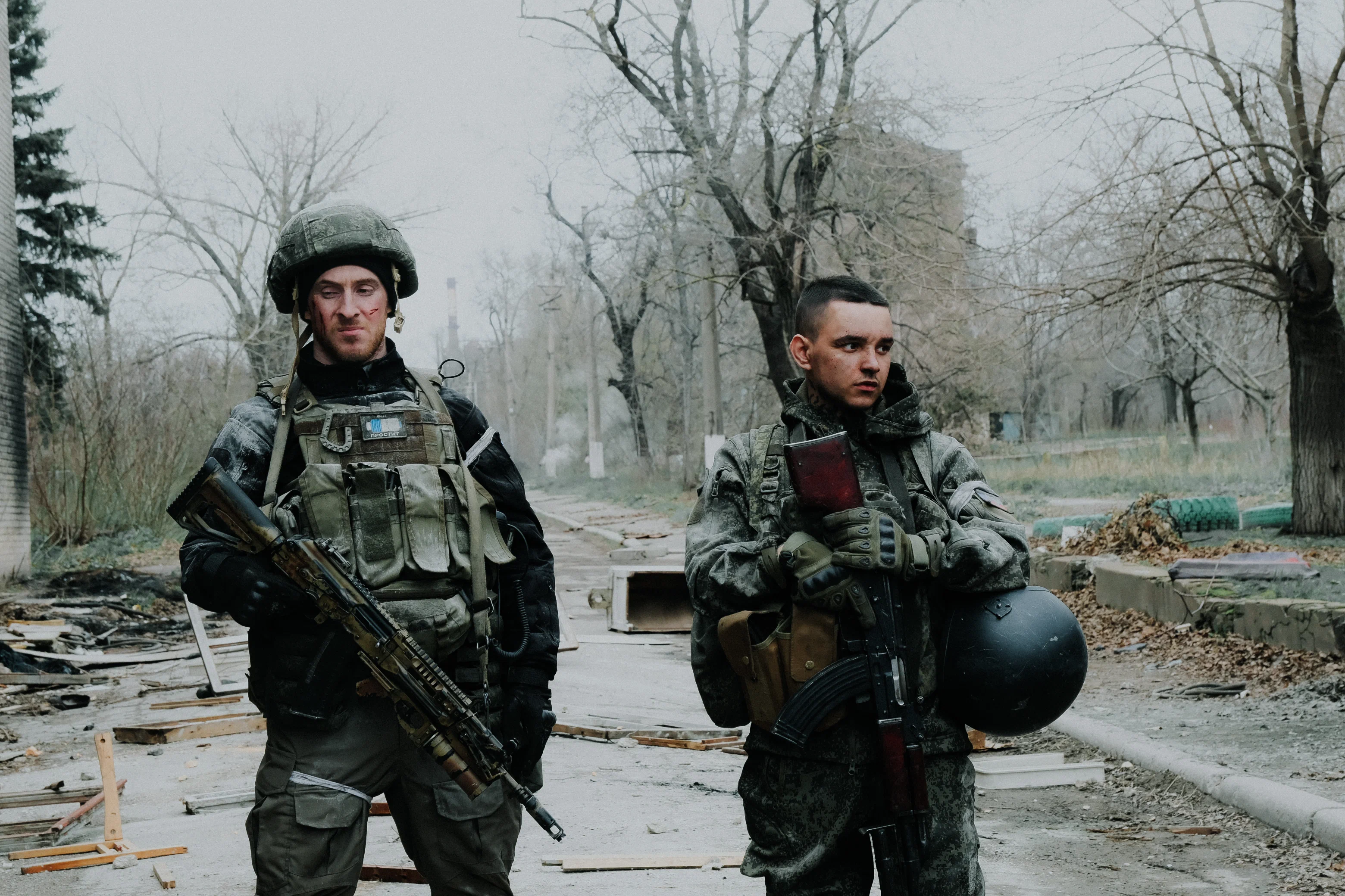 Обложка статьи «Малыш»: абсурдная пропаганда СВО, в которой русские еще хуже украинцев 