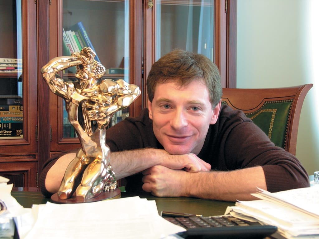 Обложка статьи Посмертное иноагентство: создатель ТВ-2 Аркадий Майофис вспоминает о, наверное, лучшем региональном СМИ